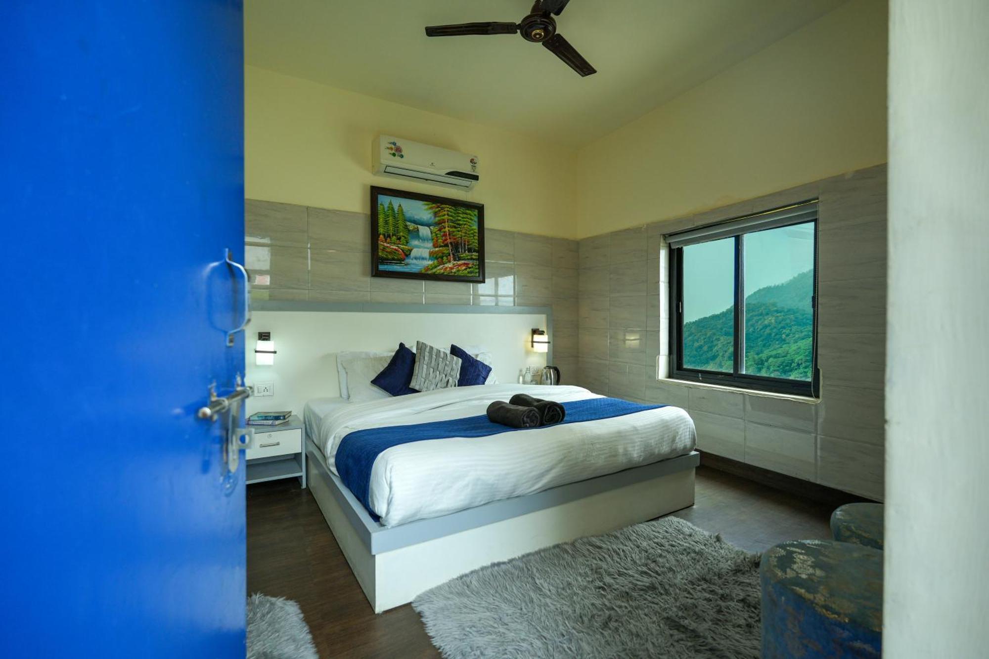 Hostel Shalom Backpackers Rishīkesh Zewnętrze zdjęcie