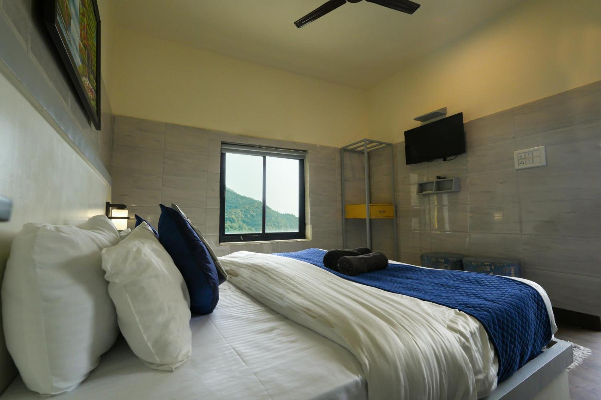 Hostel Shalom Backpackers Rishīkesh Zewnętrze zdjęcie
