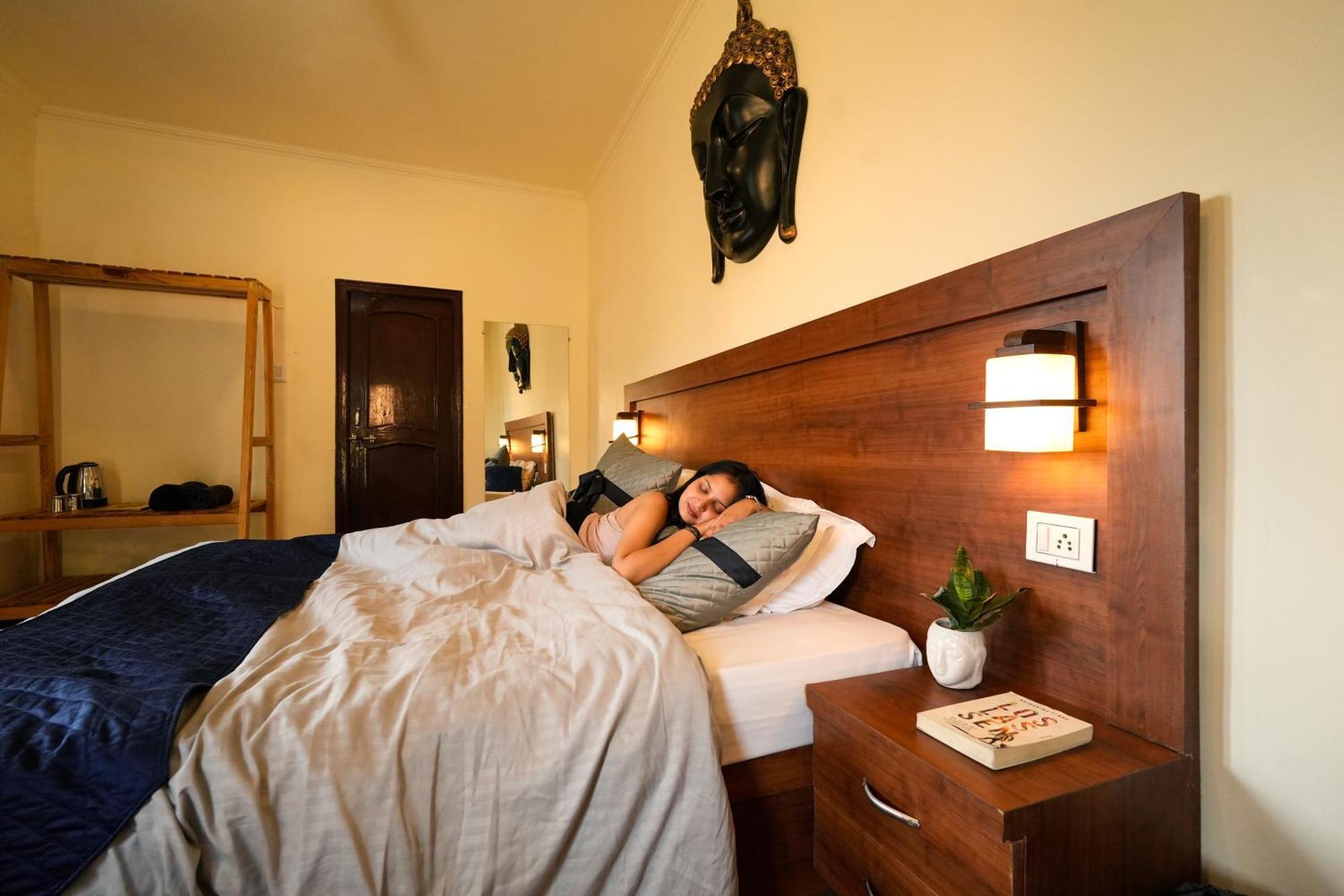 Hostel Shalom Backpackers Rishīkesh Zewnętrze zdjęcie